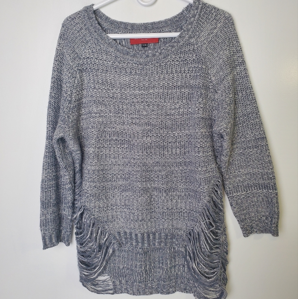 Akira Red Label Sweater S/M